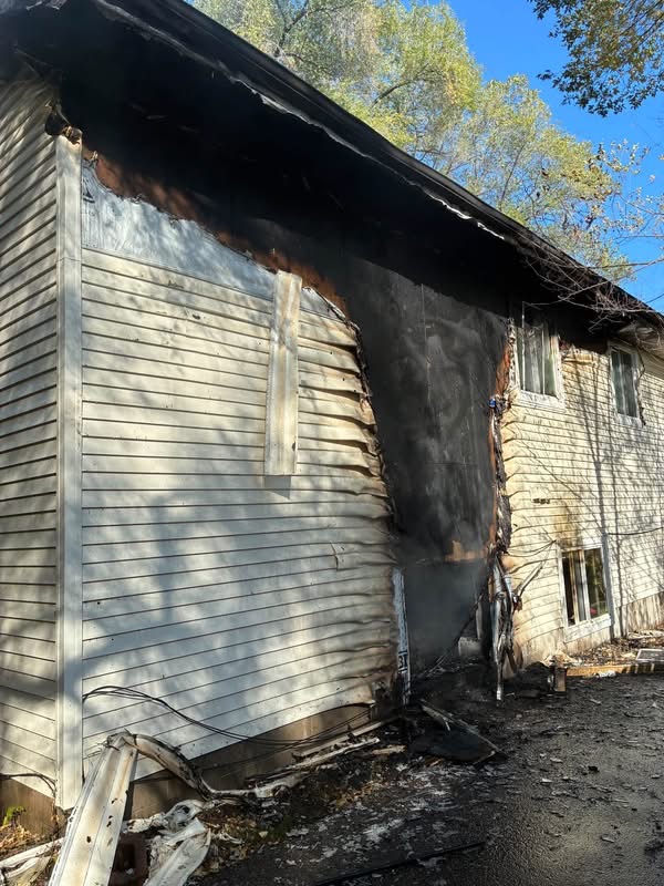 Cat Rescued, Occupants Escape Safely After Saint Paul Duplex Fire — photo 4